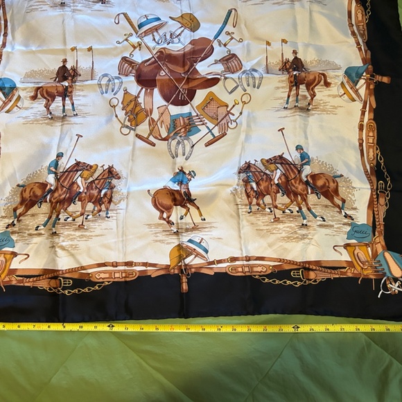 Stunning Vintage GUCCI Equestrian Scarf (great gift for horse lover/scarf lover) - Picture 7 of 16